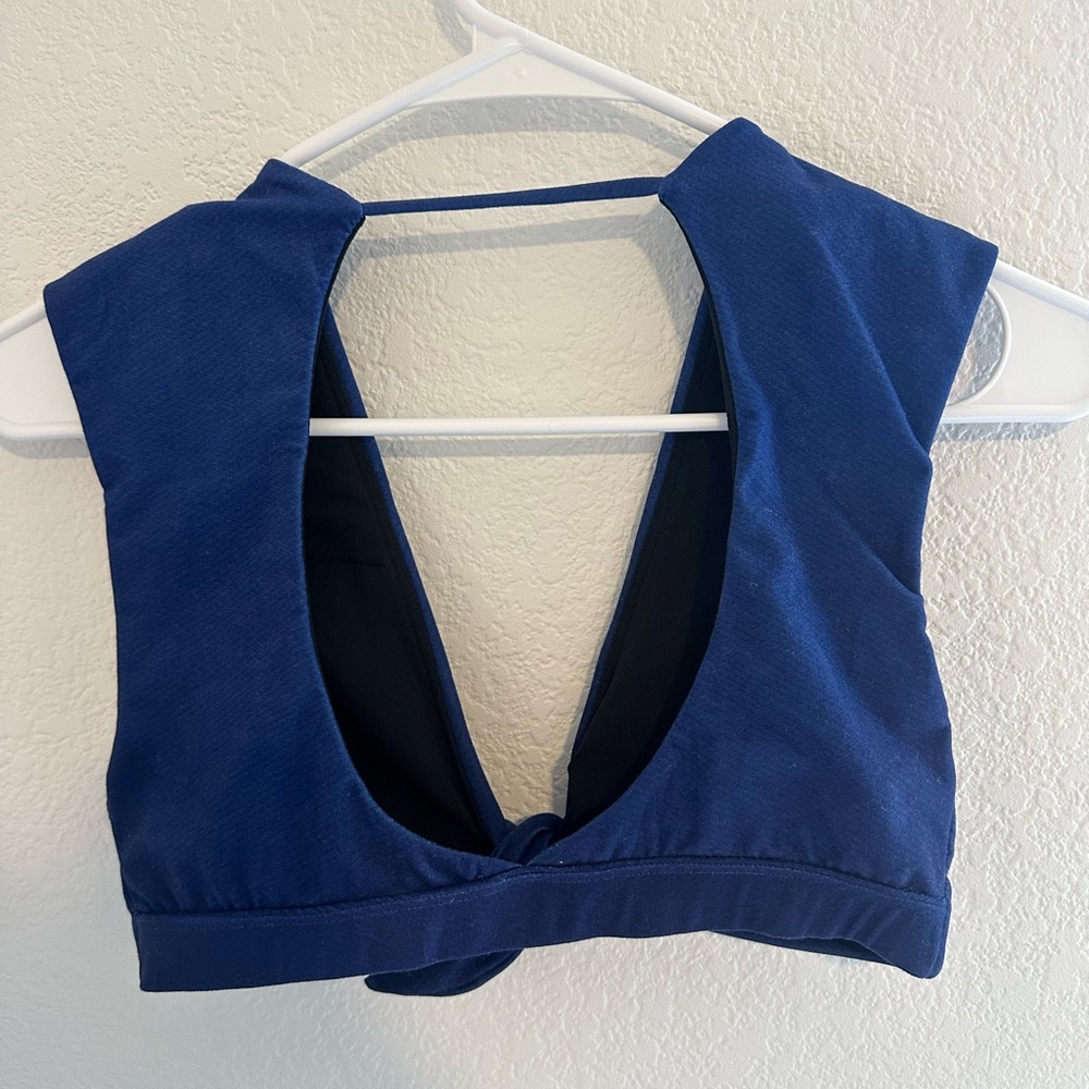 Sports Bra - Picture 8 of 9